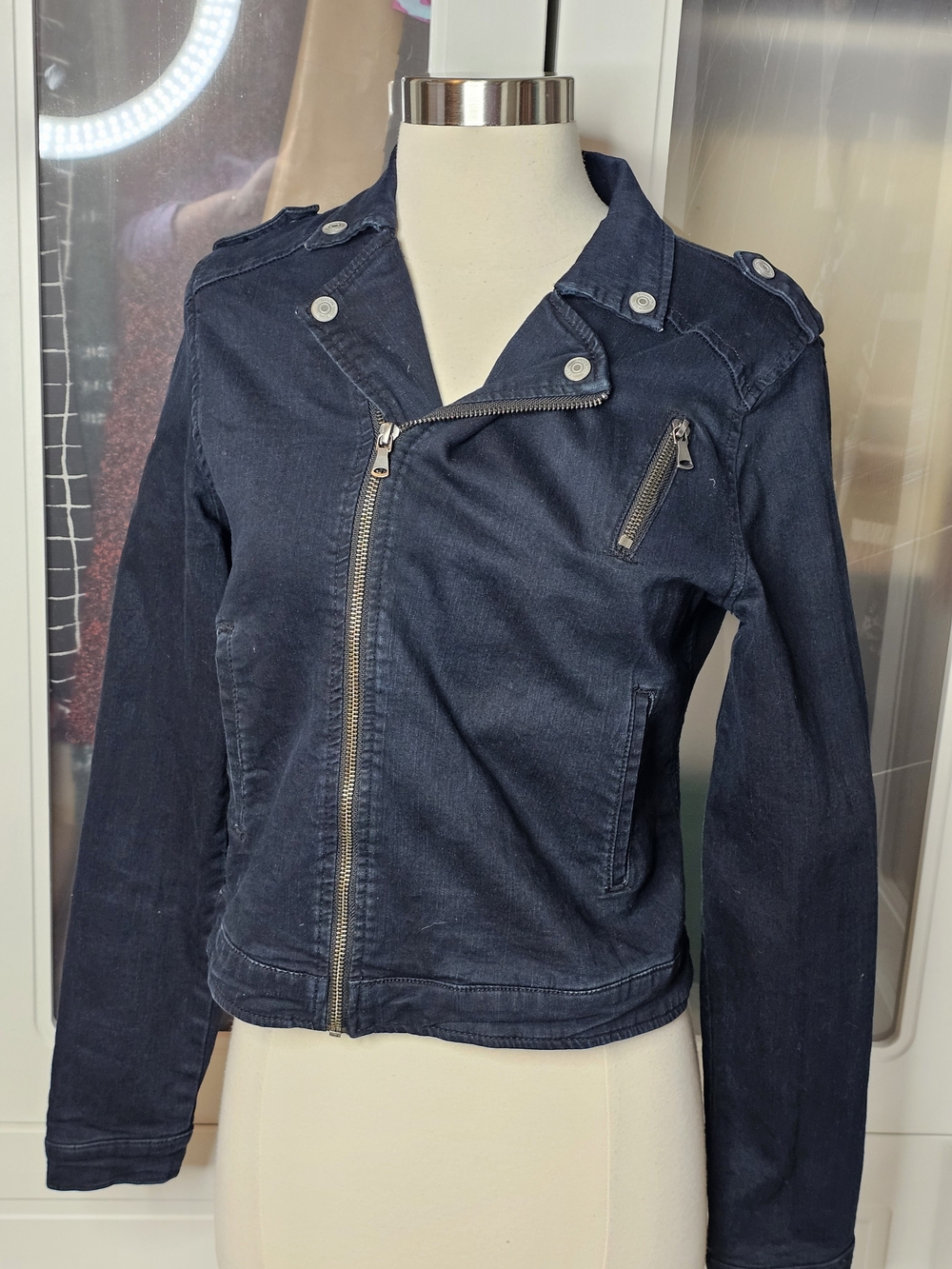Hudson Jeans Jouniors Black Denim Moto Jacket with Zip Details - Picture 1 of 6